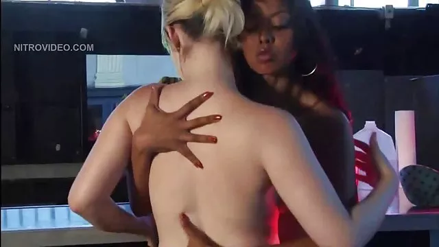 دعارة أي تسجيل نيك تنزيل سكس عربي للموبايل الحمار هو السوبر مثير